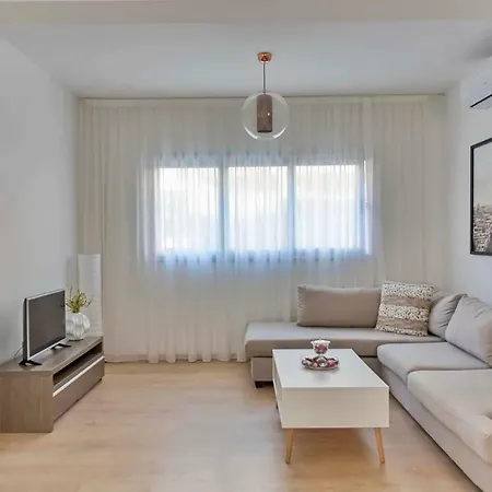 Hydria Apartment